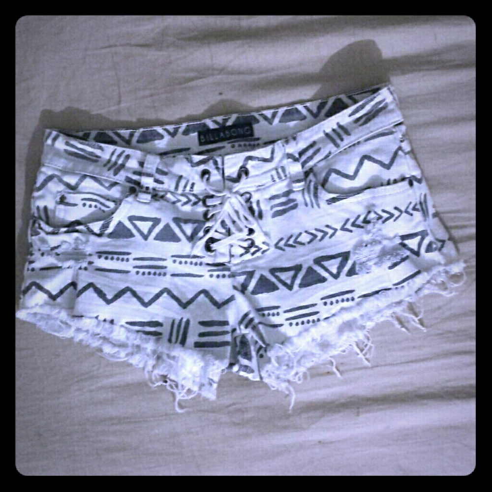 Billa Bong: Lite Hearted lace-up shorts